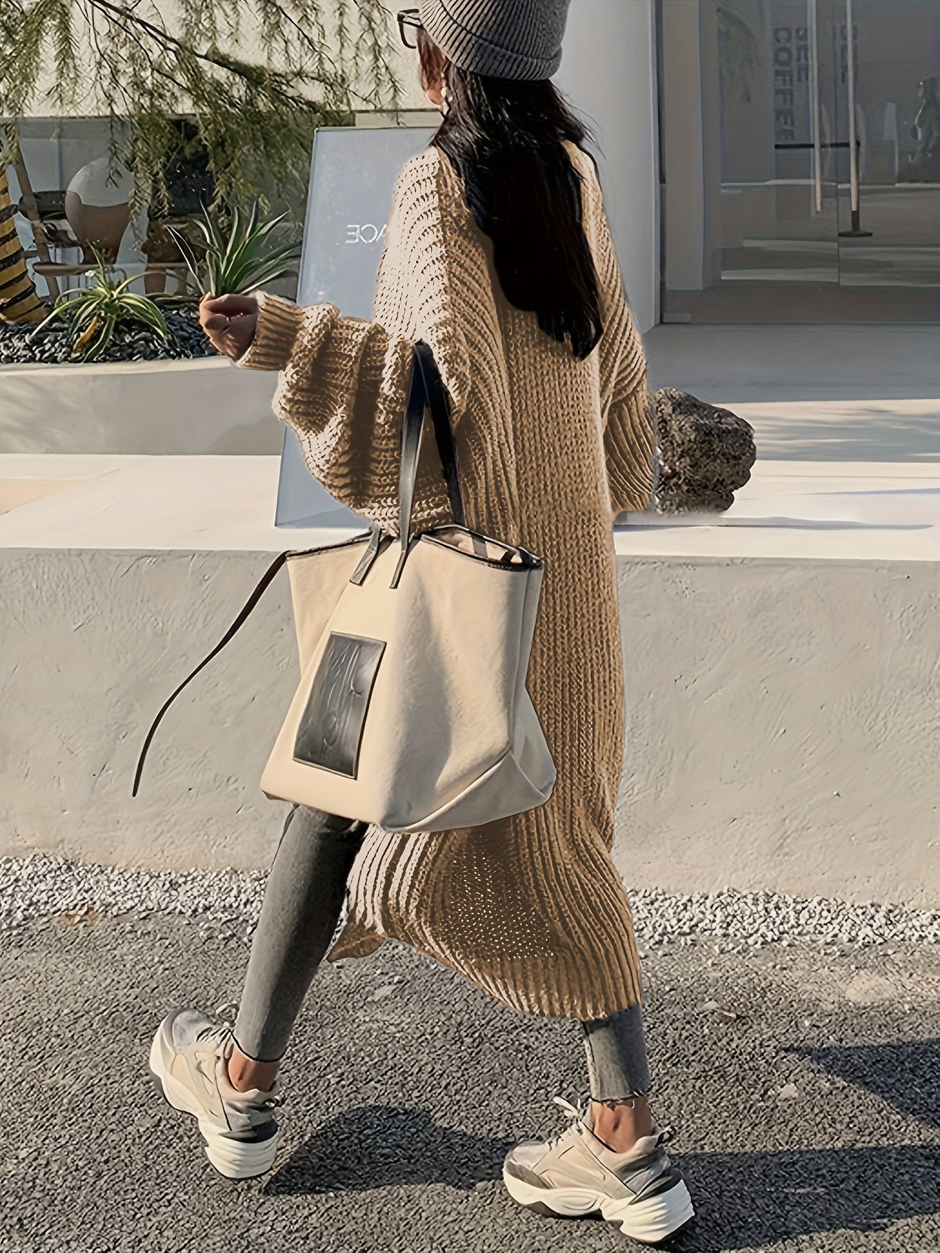 Sofie - Lange Gebreide Cardigan met Patchzakken - Stijlvol & Comfortabel