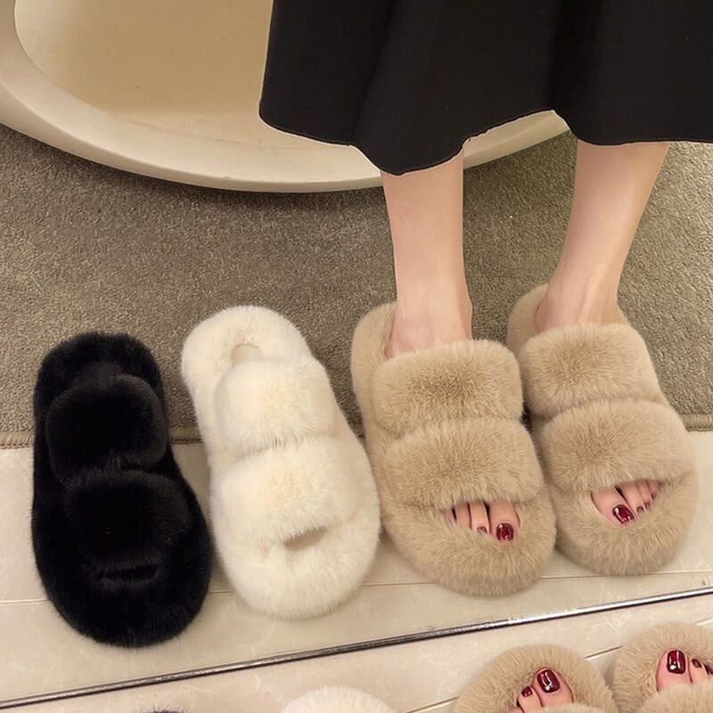 Tessa Luxe Faux Fur Slippers - Comfortable and Trendy Slippers for Home and Outdoors
