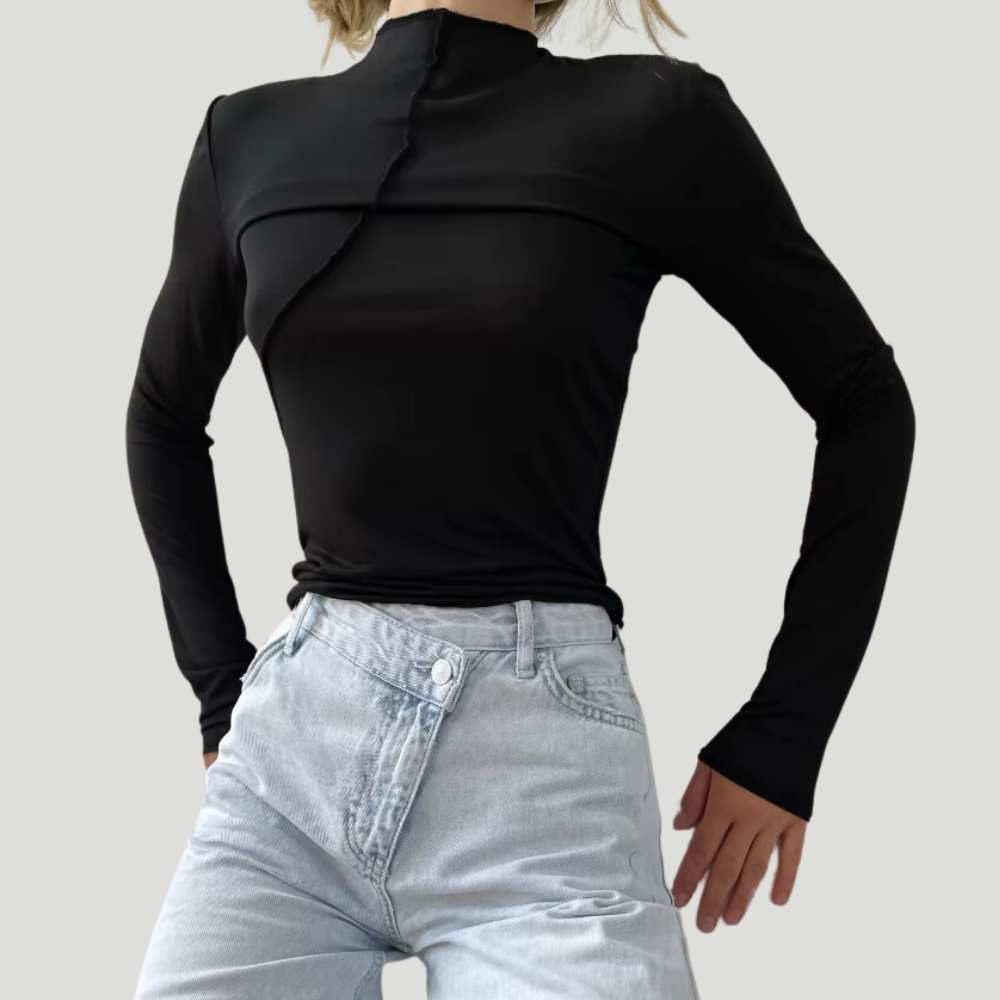 Celina | Chic Slim Fit Top met Spliced Design