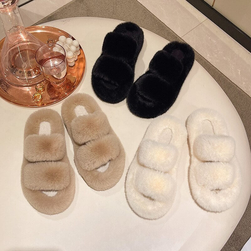 Tessa Luxe Faux Fur Slippers - Comfortable and Trendy Slippers for Home and Outdoors