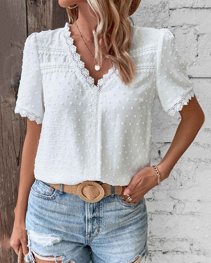 Claire Elegant Zachte V-Hals Blouse Wit