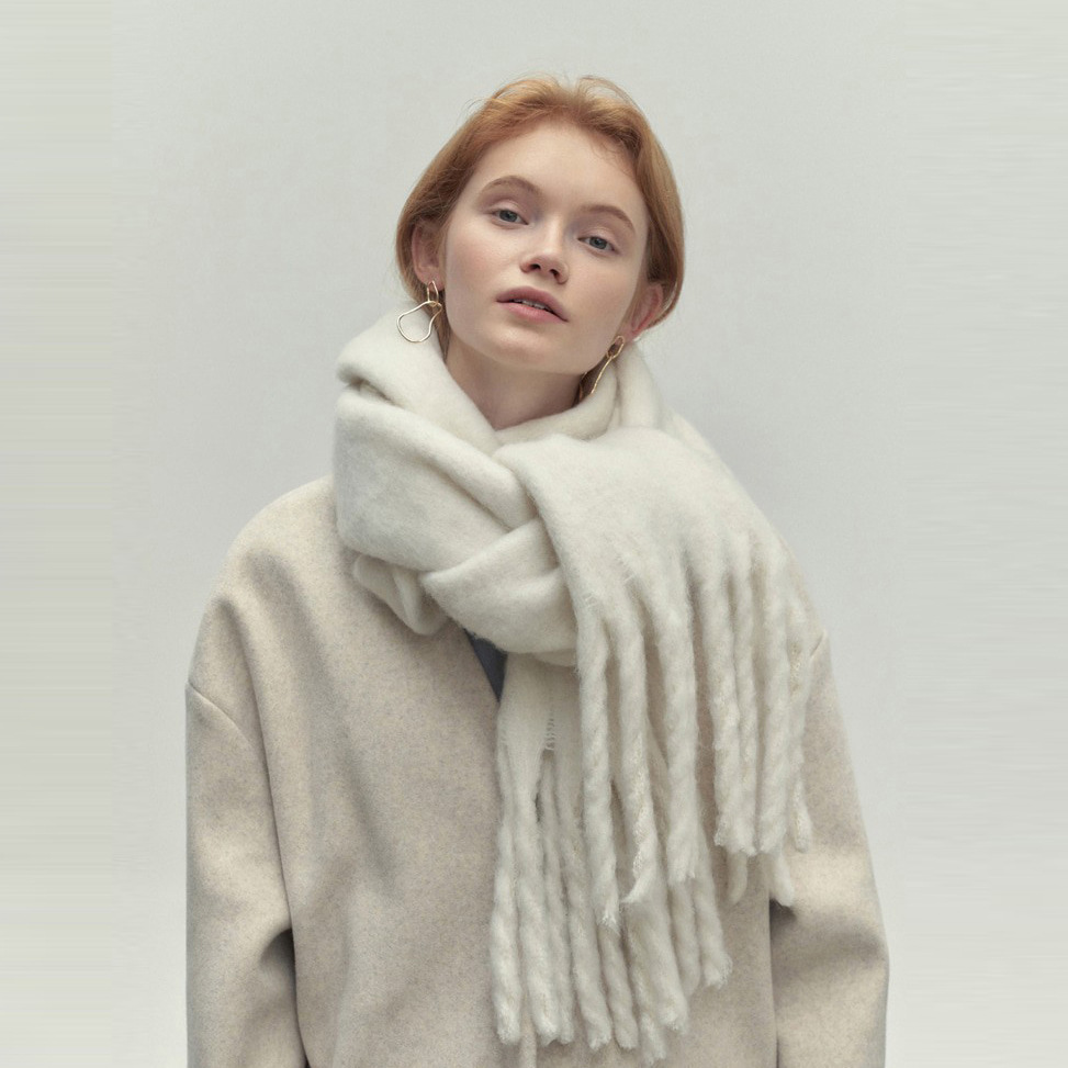 Amelie Luxe Sjaal met Kwastjes