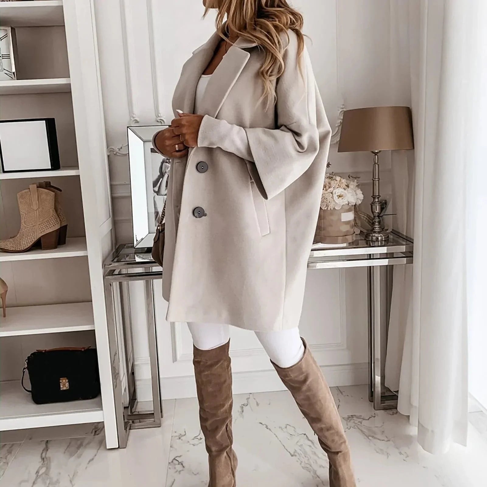 Yara's Luxe Winterjas - Tijdloze Elegantie en Comfort voor Elke Gelegenheid