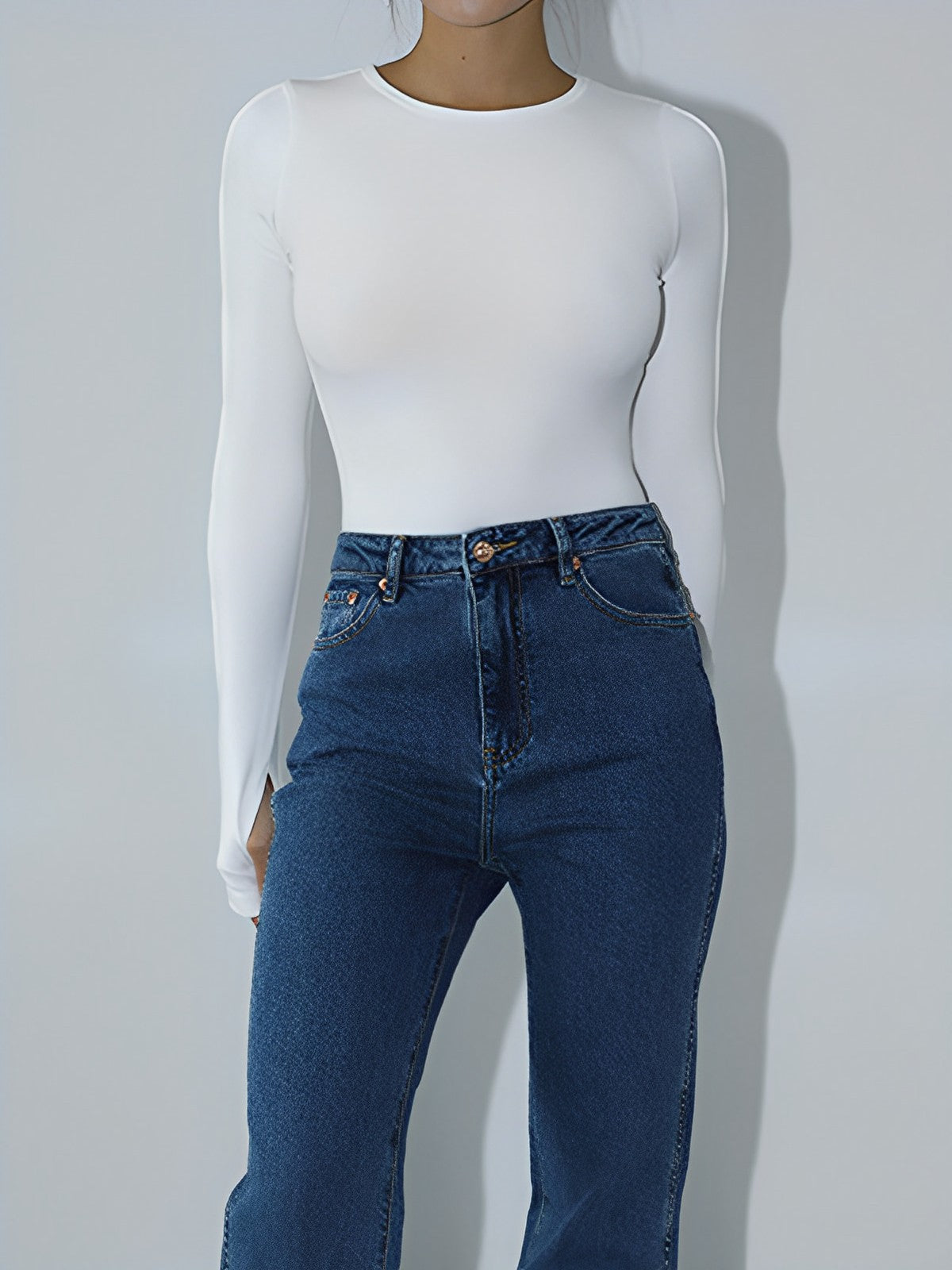 Isabelle Keyhole Bodysuit met Lange Mouwen