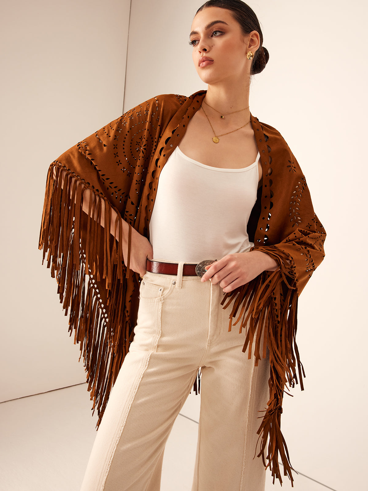 Anna Bohemian Suède Poncho met Kwastjes