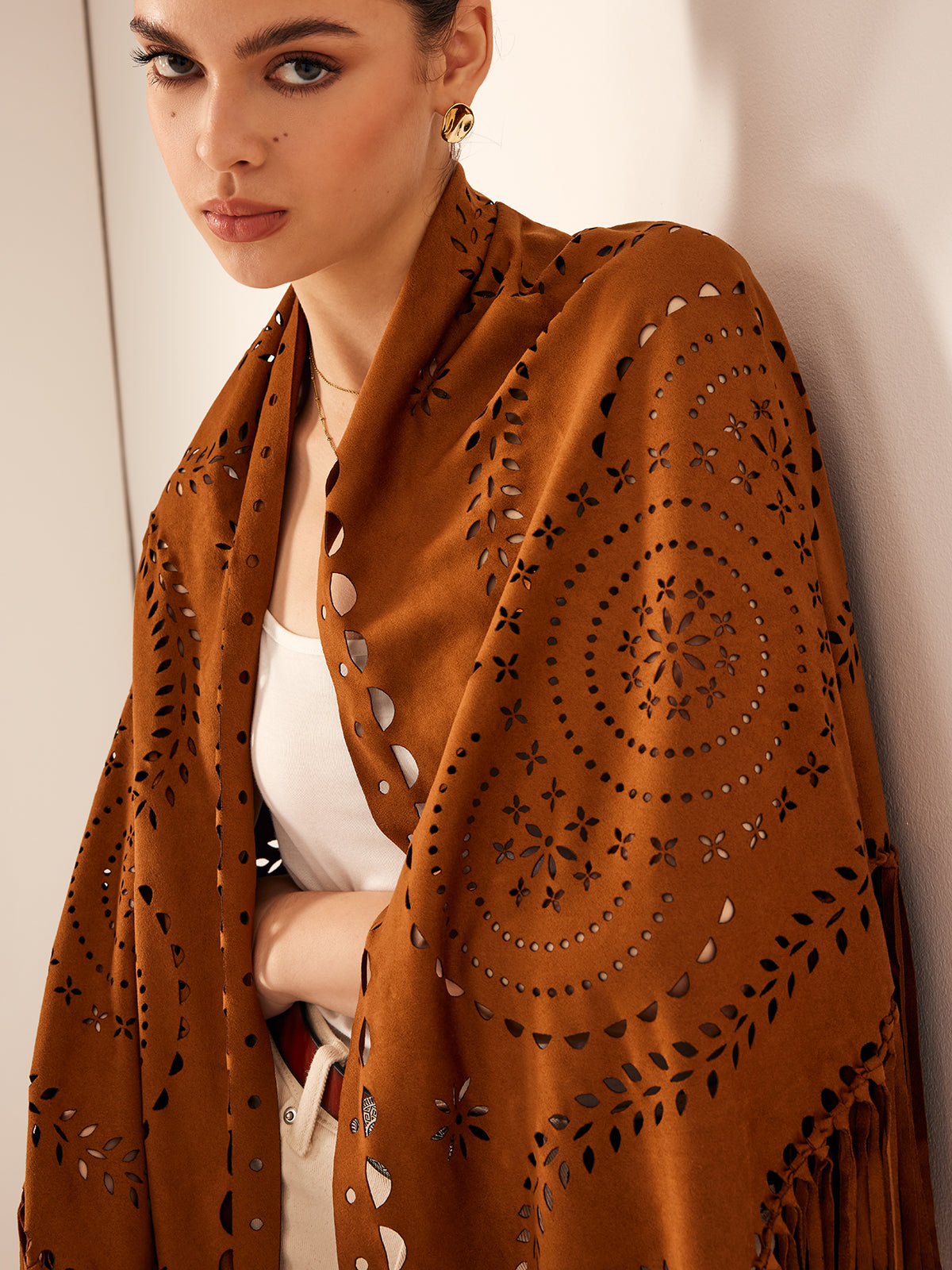 Anna Bohemian Suède Poncho met Kwastjes