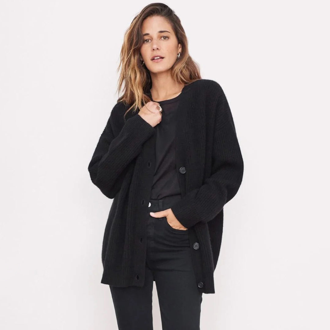 Emma Luxe Cardigan - The perfect combination of comfort and style for your wardrobe. Wrap yourself in luxury with this wonderfully soft and lightweight cocoon cardigan, designed to enhance your everyday look.
