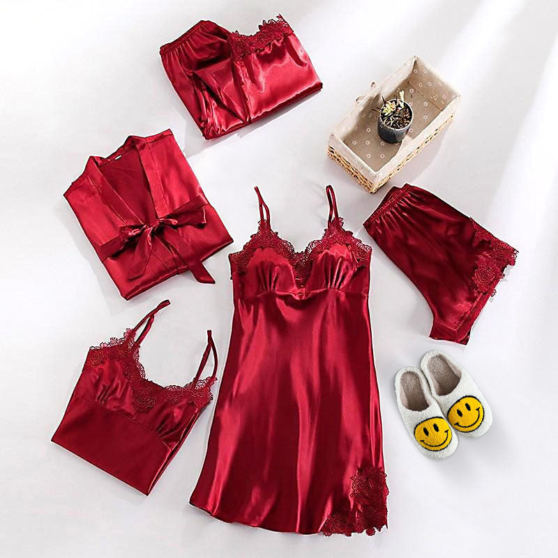 Esmee's Luxe Satijnen Pyjama Set - Vijfdelige Comfortabele Nachtkleding met Elegante Kantdetails