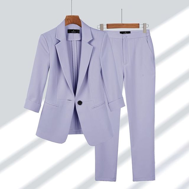 Chloe – blazer and pants