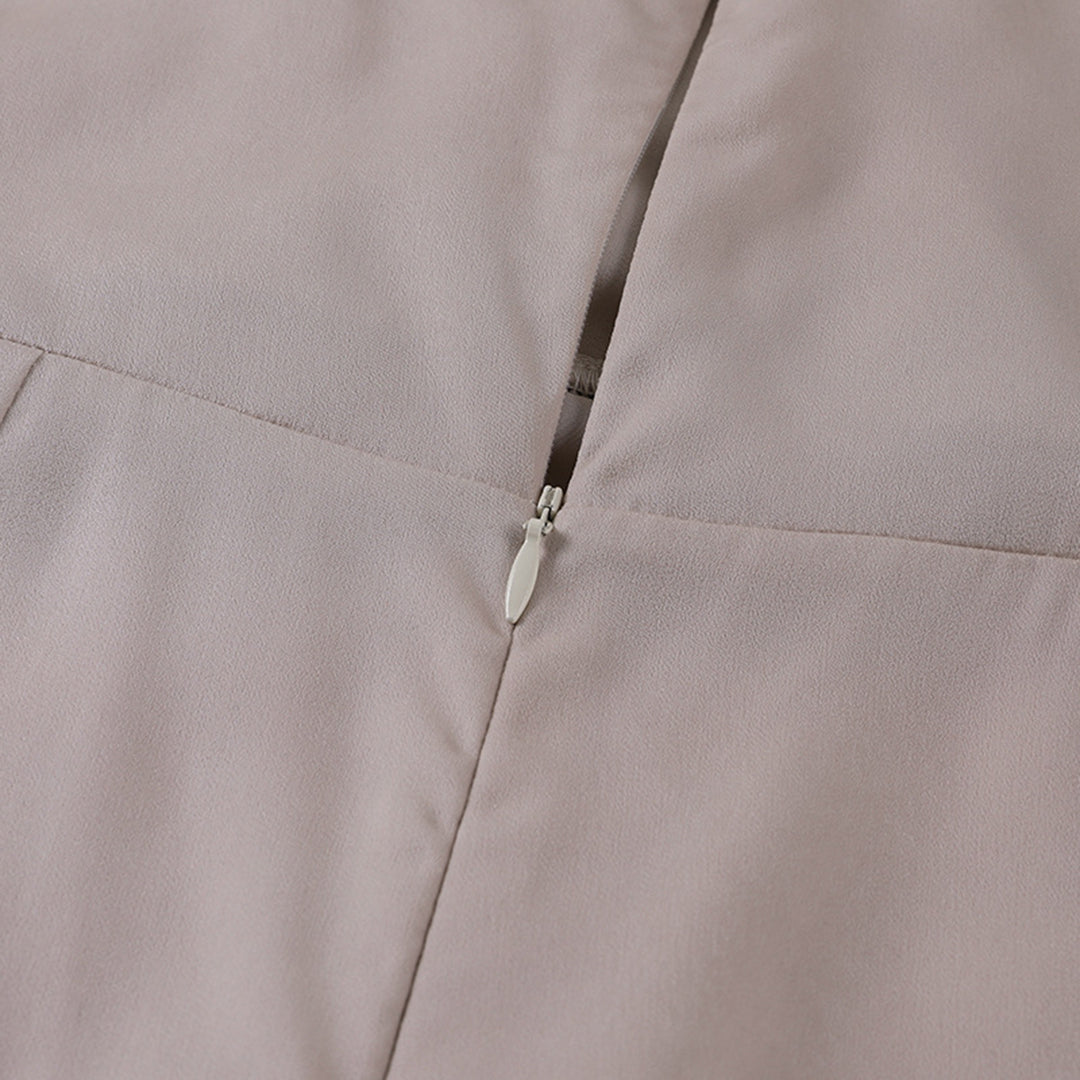Amara - Elegante Vloeiende Maxi Jurk met Tijdloze Details