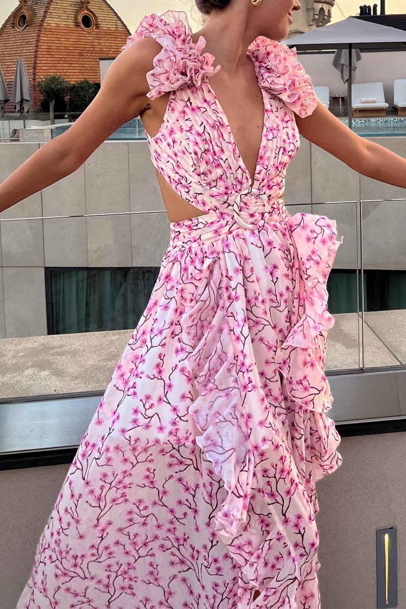 Sienna | Elegant Floral Print Maxi Dress with Ruffles, Open Back and High Split