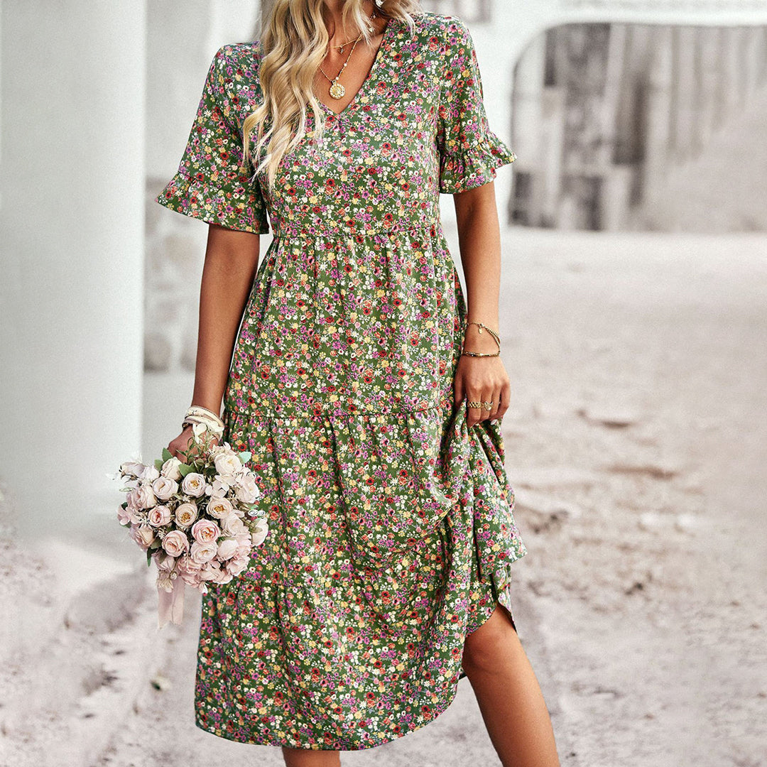 Sierra – Airy Boho Midi Dress with Floral Print and V-Neck
