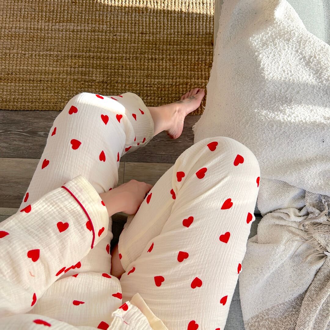 Maud Luxe Dames Loungewear Set met Hartjespatroon