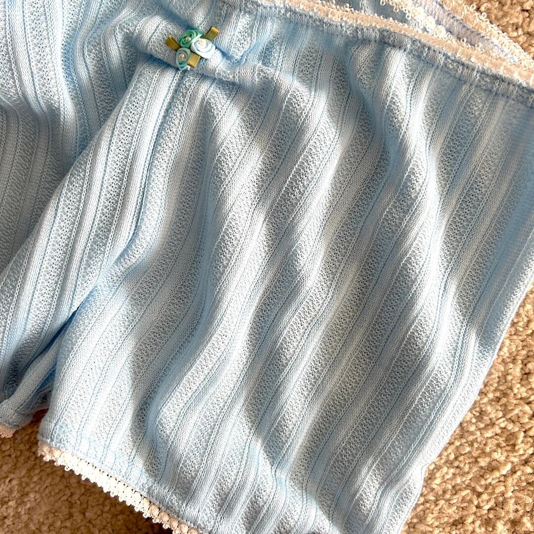 Isis Luxe Kant Pyjama Lingerieset - Verleidelijke Elegantie en Comfort voor Elke Nacht