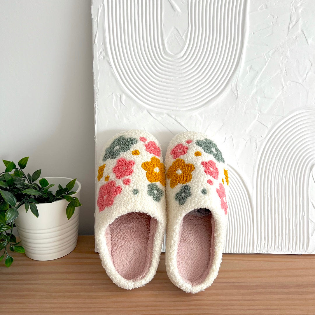 Livia Luxe Flower Slippers - Comfortable Slip-ons with Plush Lining and Anti-Slip Soles