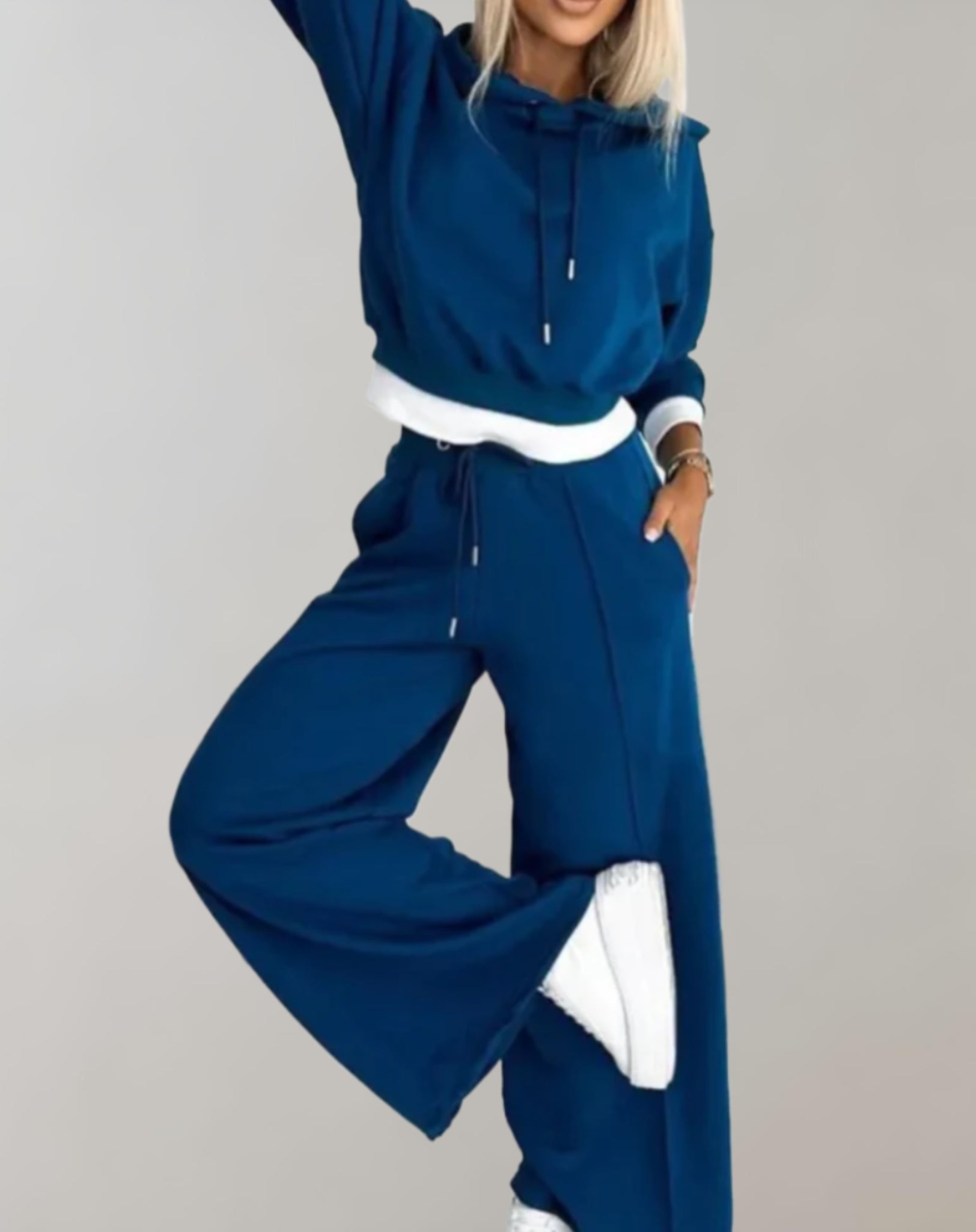 Vera Tweedelige Set | Stijlvolle Hoodie met Wijde Broek