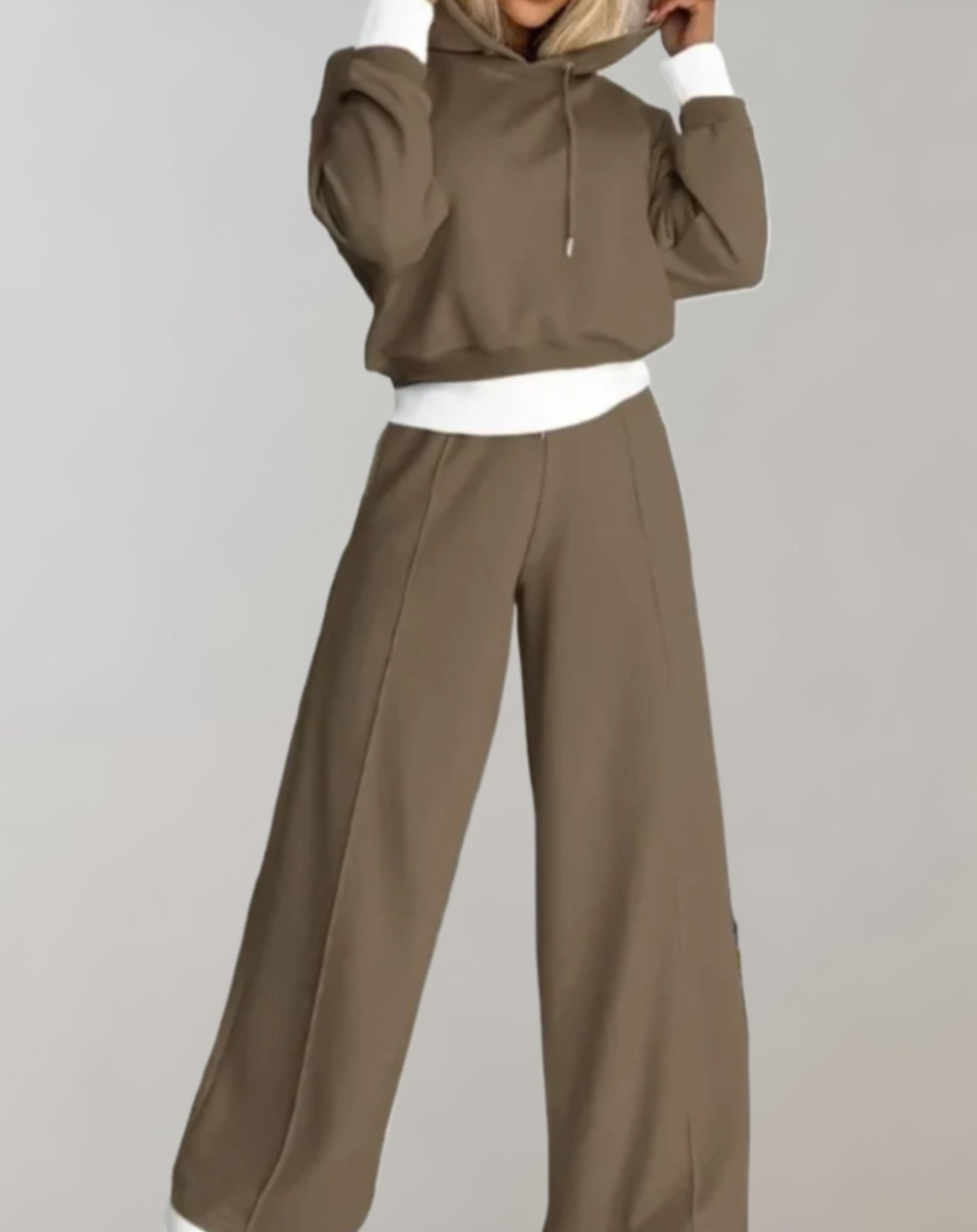 Vera Tweedelige Set | Stijlvolle Hoodie met Wijde Broek