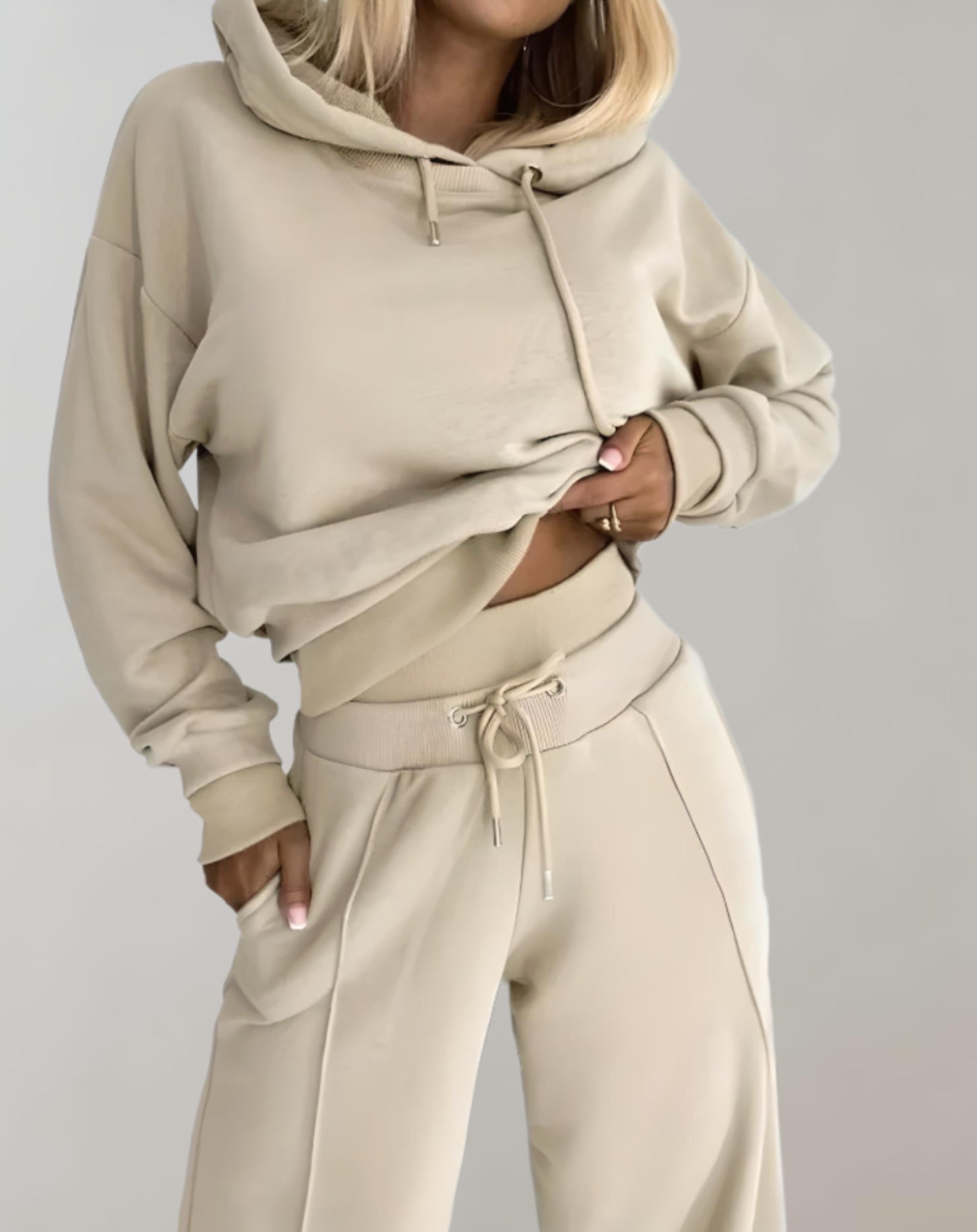 Vera Tweedelige Set | Stijlvolle Hoodie met Wijde Broek