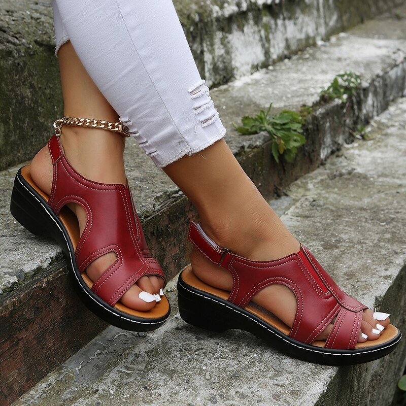 Pretty Comfortable Orthopedic Leather Sandals with Reinforced Sole