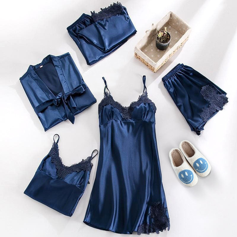 Esmee's Luxe Satijnen Pyjama Set - Vijfdelige Comfortabele Nachtkleding met Elegante Kantdetails