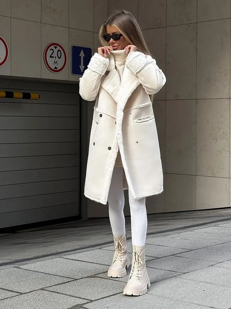 Victoria Lange Shearling Teddyjas met Dubbele Knoopsluiting