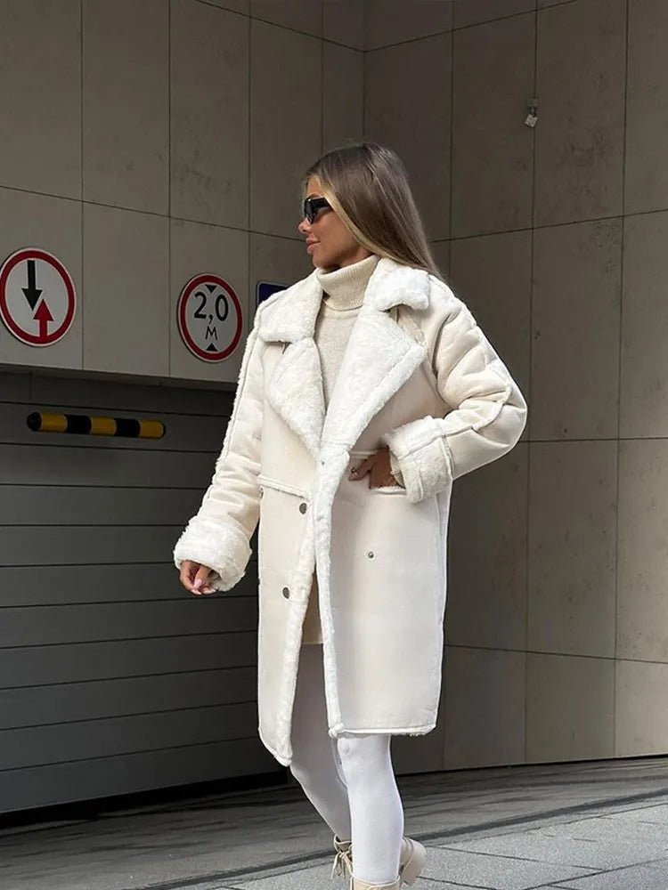 Victoria Lange Shearling Teddyjas met Dubbele Knoopsluiting