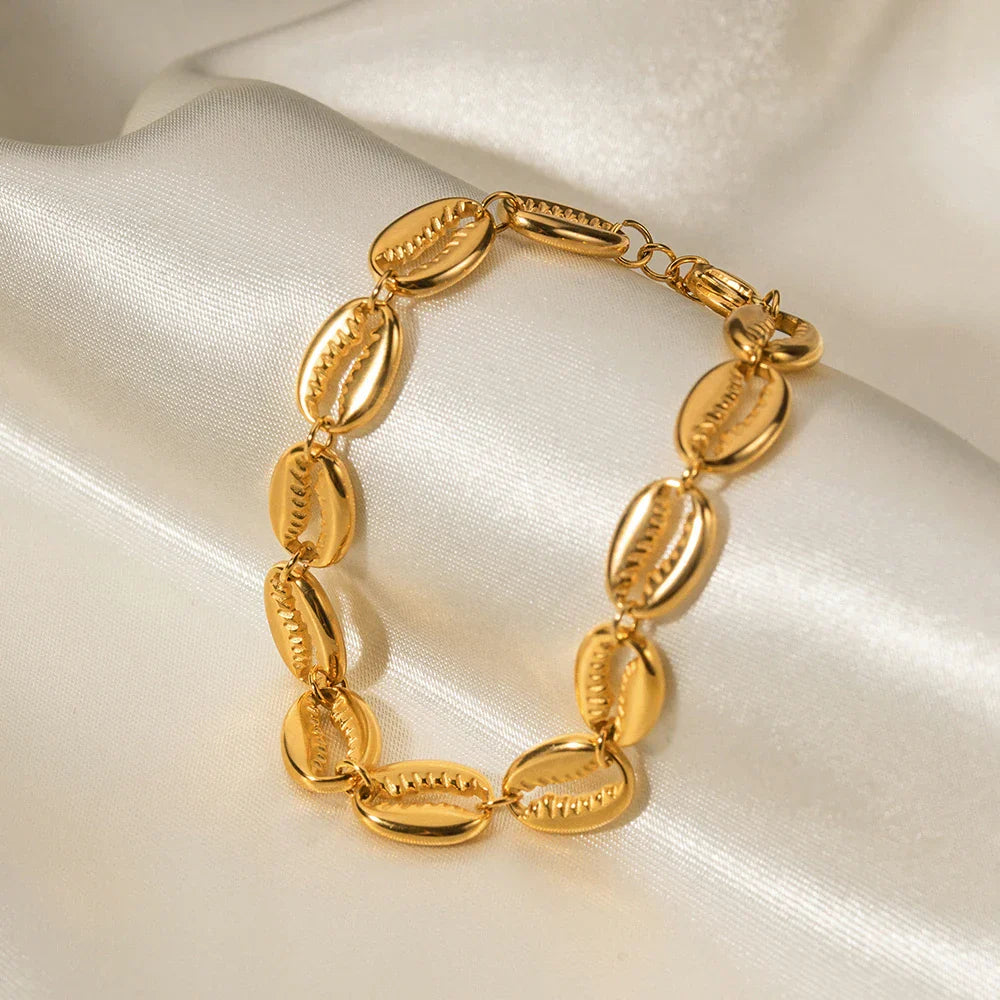 Golden Shell Bracelet