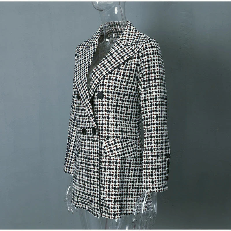 Clara - Luxe Geruite Blazer met Elegante Details