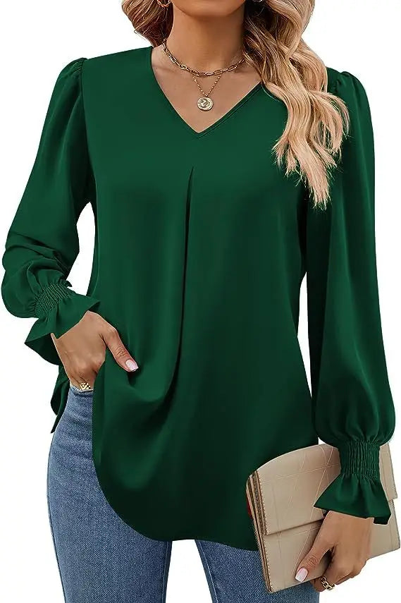 Olivia Elegante Chiffon Blouse met V-Hals