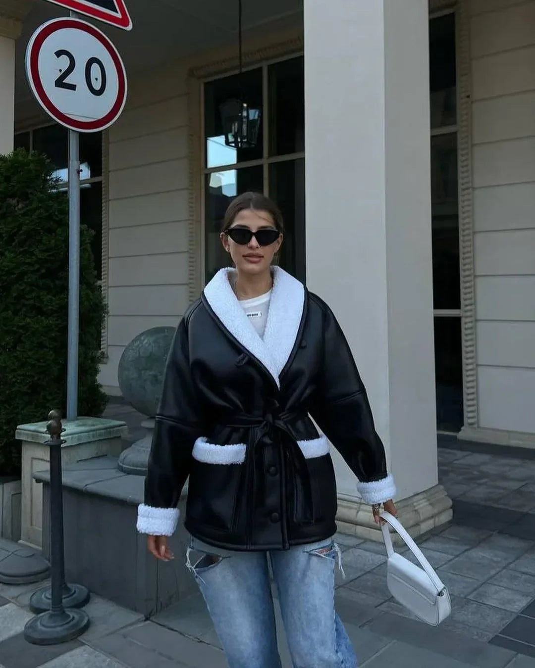 Yara Luxe Leren Jas met Warme Bontafwerking