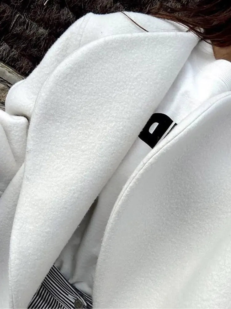 Emma Luxe Wol Korte Jas