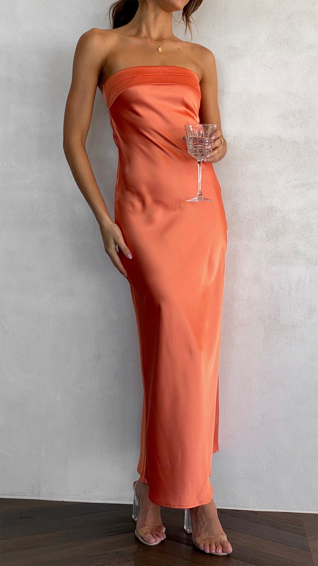 Fara | Elegante Satijnen Jurk met Stijlvolle Plooien