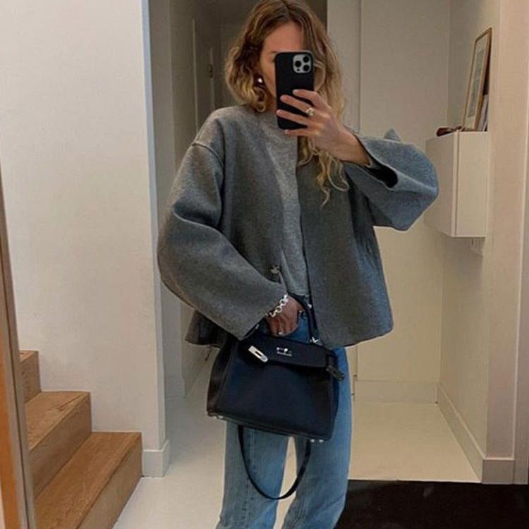 Alice Oversized Cropped Jacket – Minimalistische Elegance voor Elke Dag