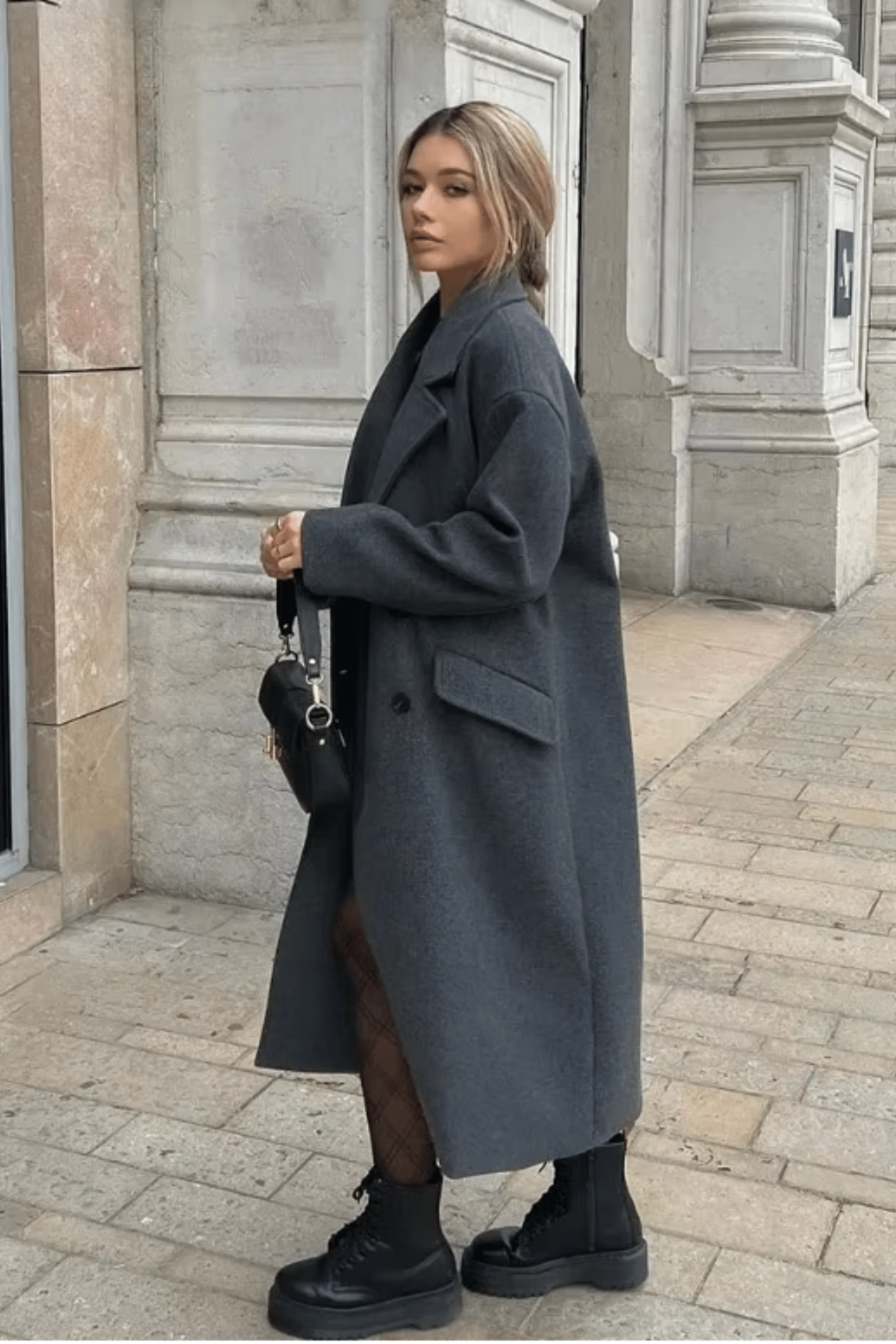 Clara Lange Elegante Woljas