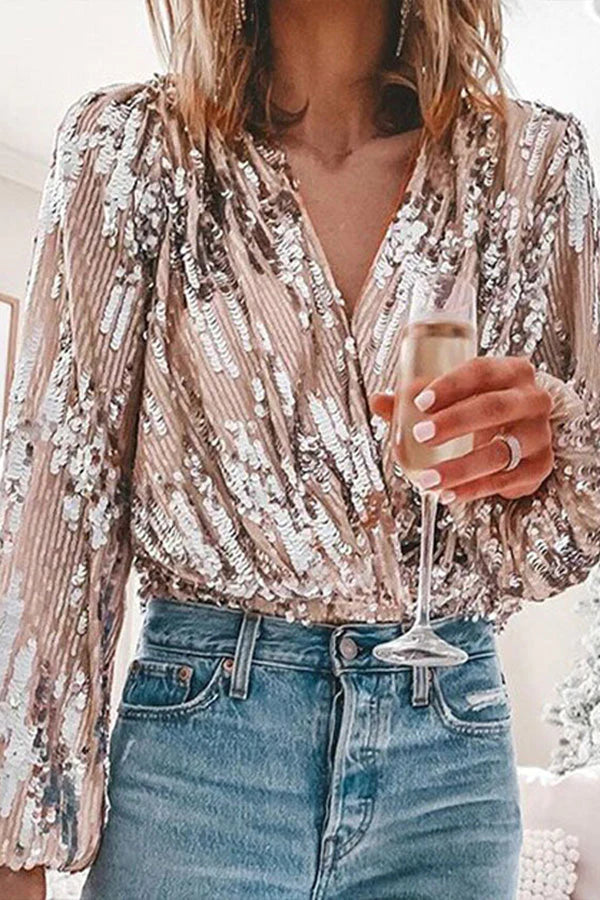 Charlotte Elegant Chevron Blouse – Stylish and Versatile Look