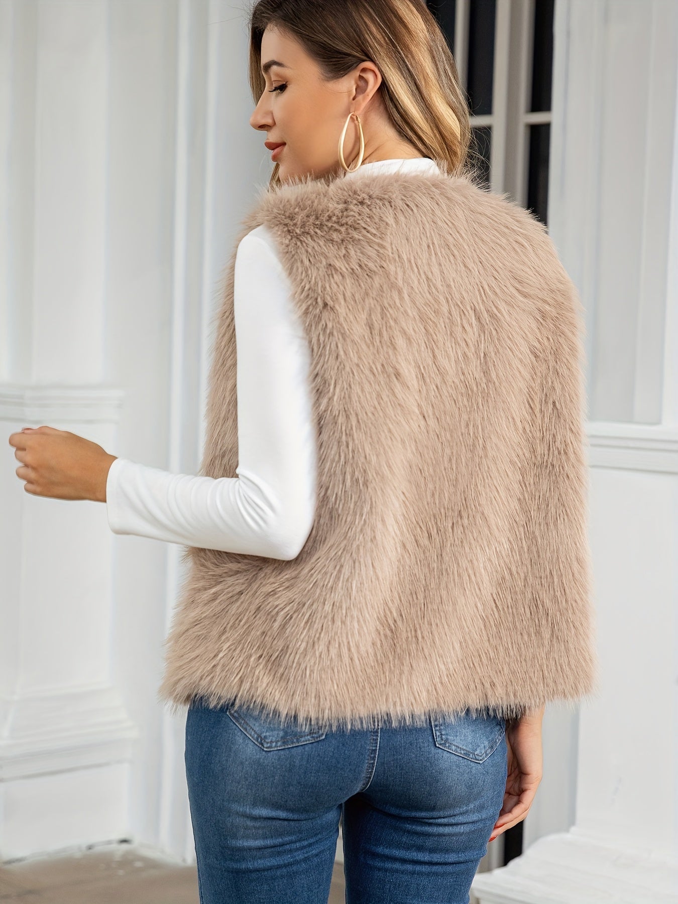 Chique Faux Fur Gilet - Amélie