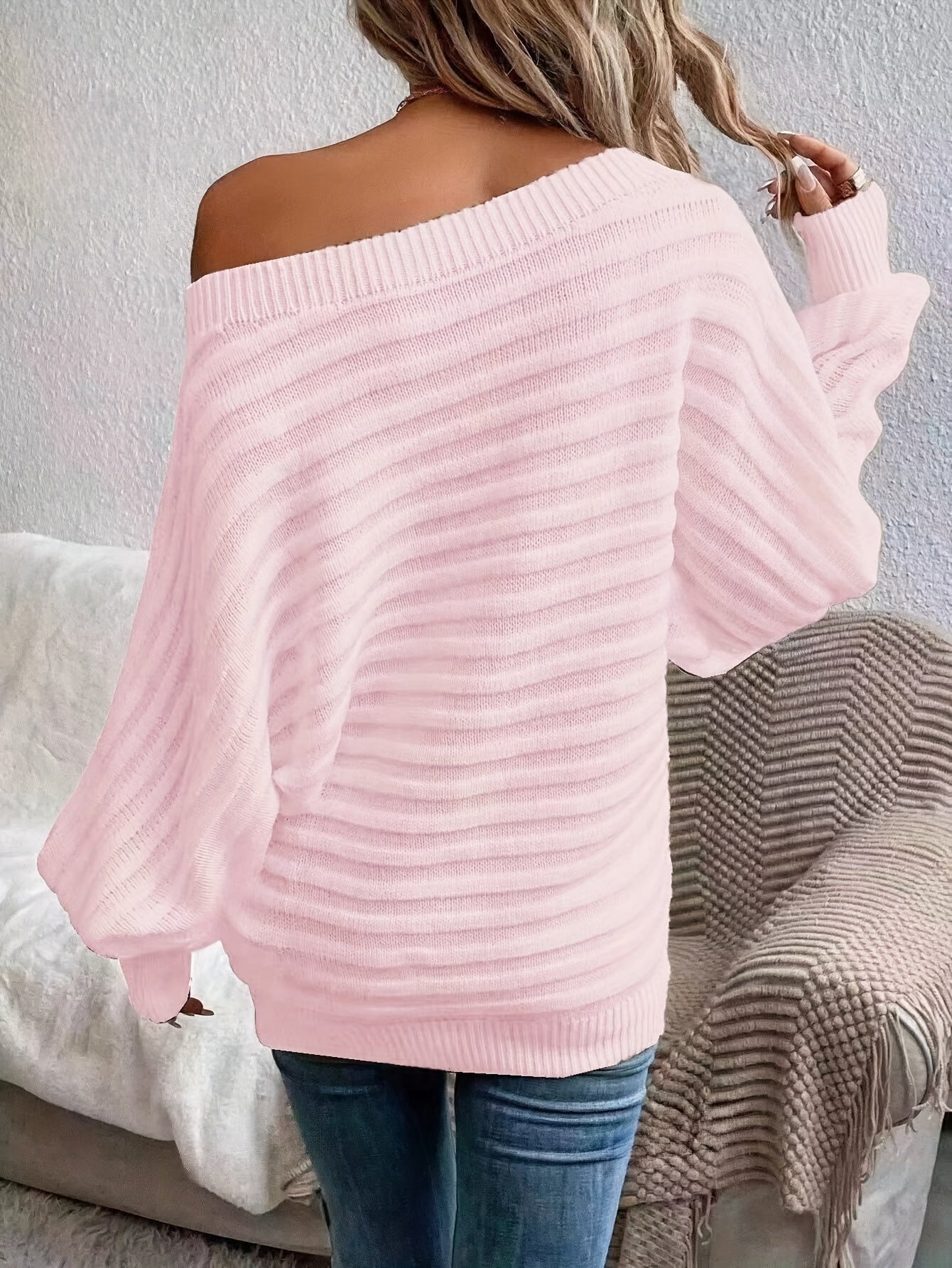 Clara - Casual Off-Shoulder Wool Sweater for a Chic Winter