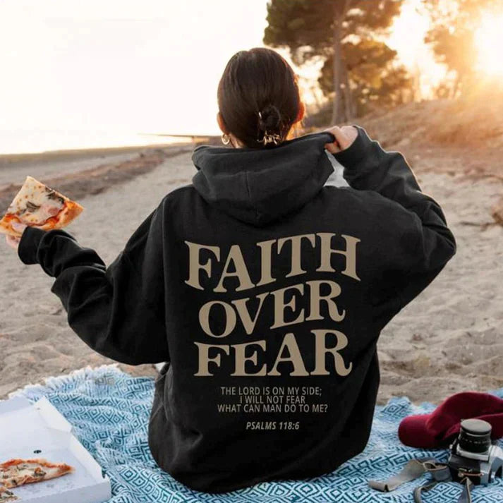 Amber Comfortabele Unisex Hoodie met Inspirerende Bijbelse Boodschap