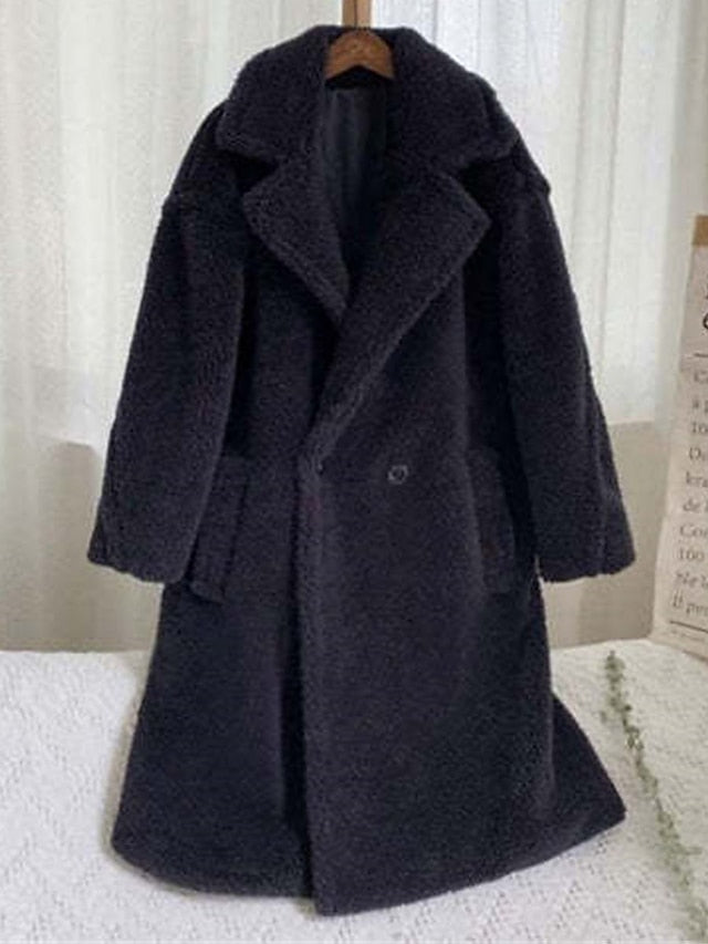 Emma's Luxe Winterjas: Verfijnde Warmte en Comfort voor Elke Gelegenheid