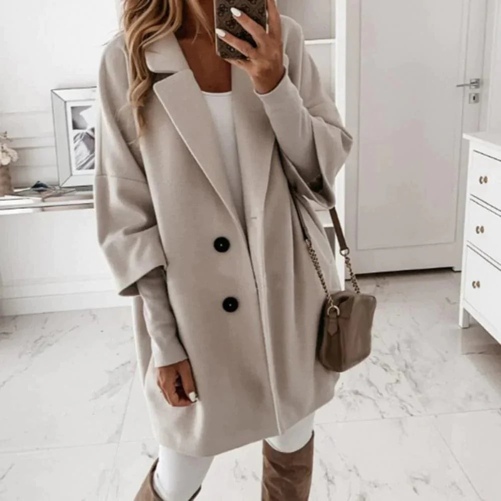 Yara's Luxe Winterjas - Tijdloze Elegantie en Comfort voor Elke Gelegenheid