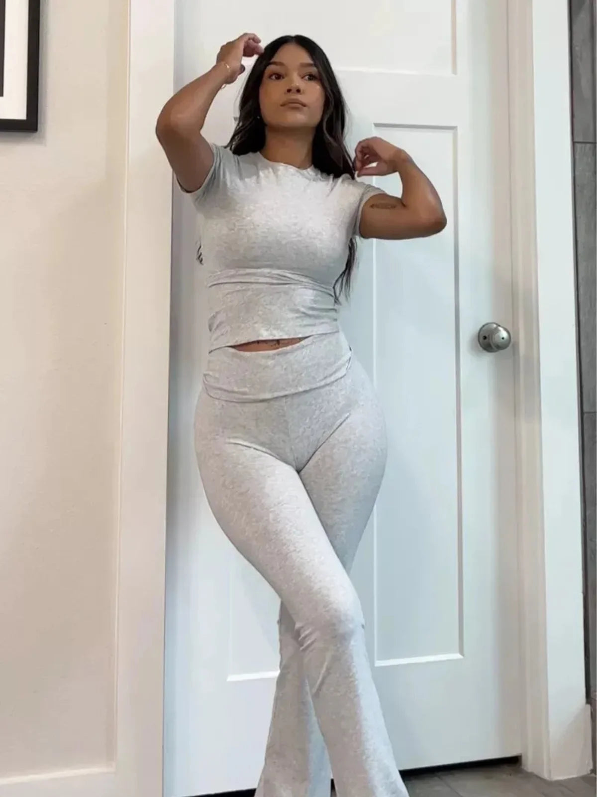 Sienna Elegante Flared Broek en Slim-Fit Top Set