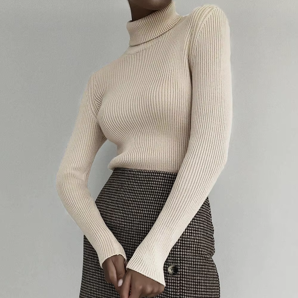 Liselotte - Fijngebreide Slim-Fit Trui met Mock Neck