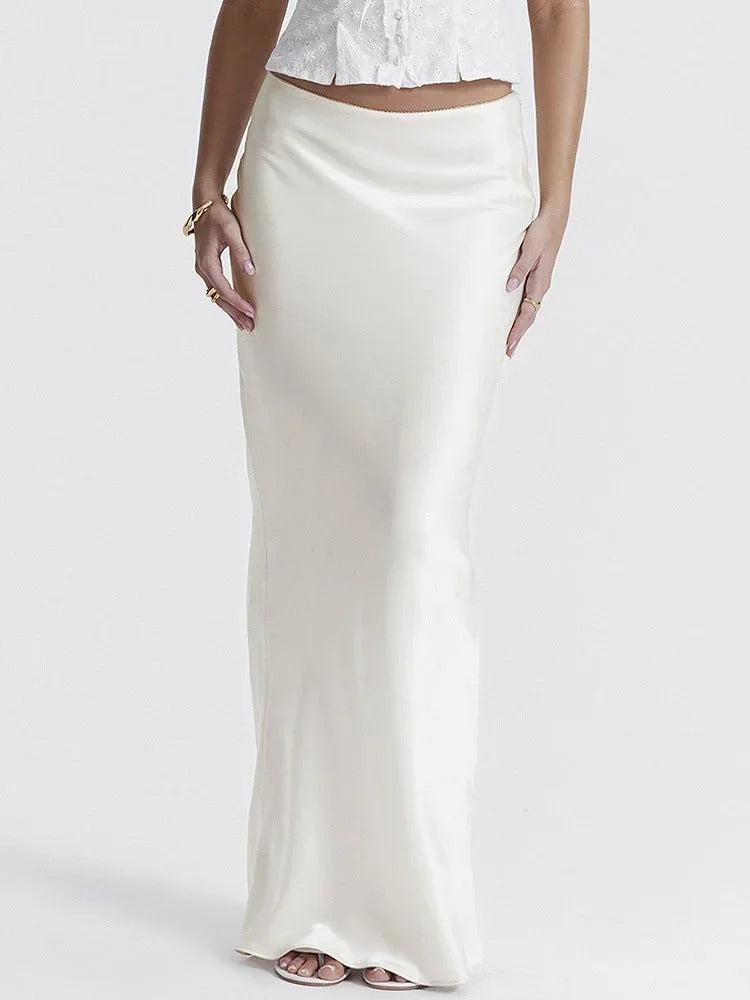 Sophia Luxe Satin Rok: De Essentie van Elegantie