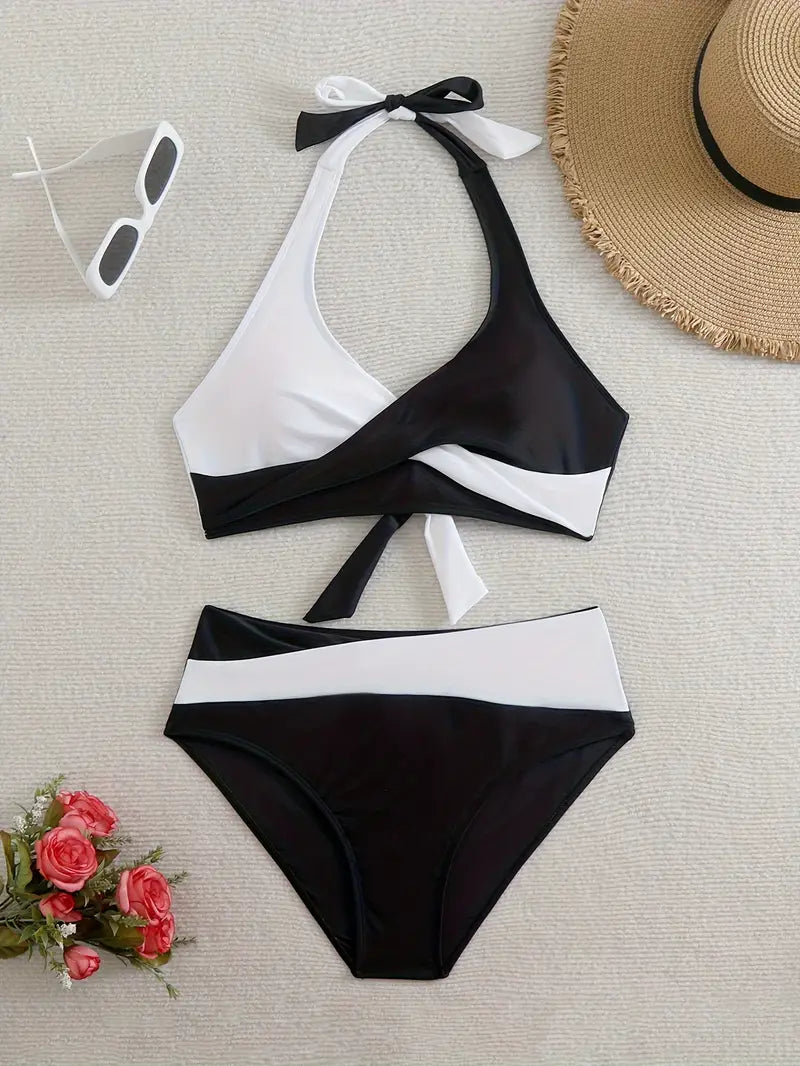 Kiara Luxe Color Block Bikini Set – Elegant & Verleidelijk met Cross Wrap Detail