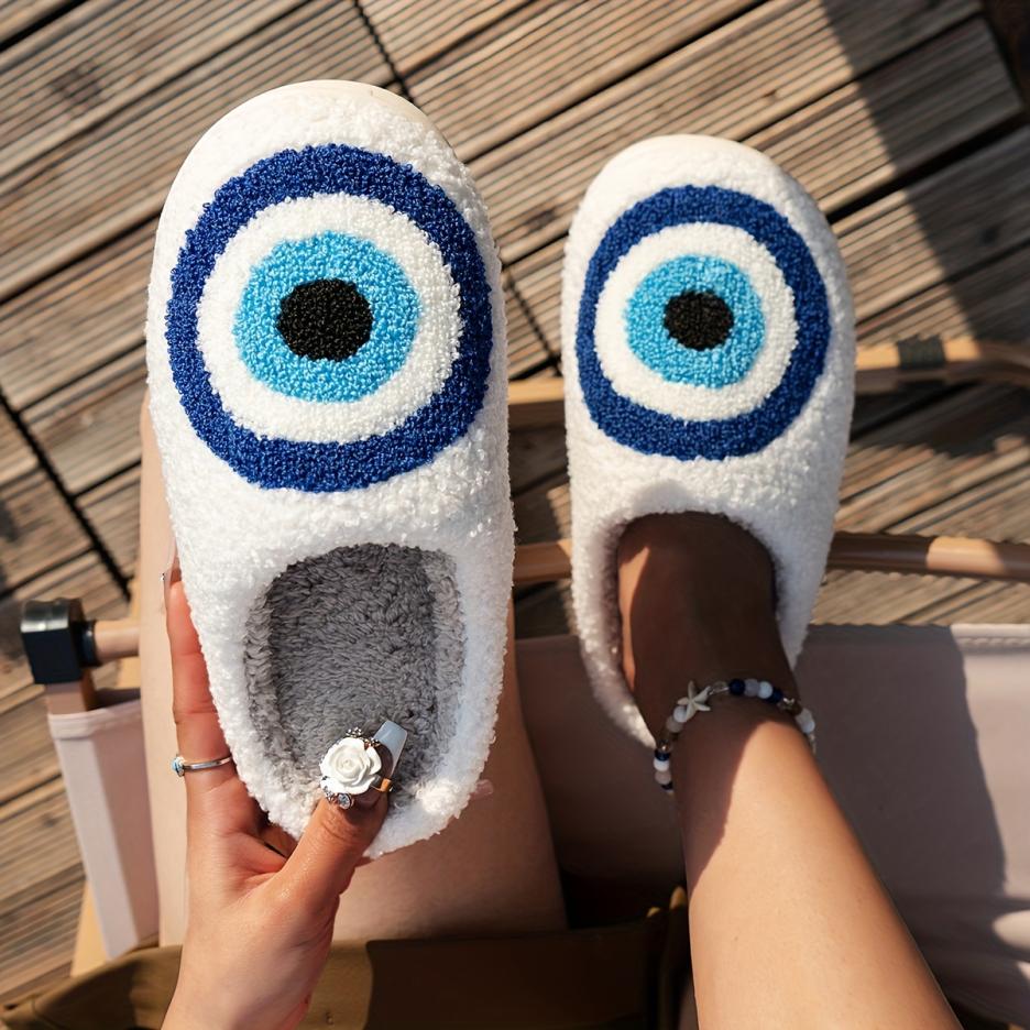 Amara - Knusse Evil Eye Pluche Slippers