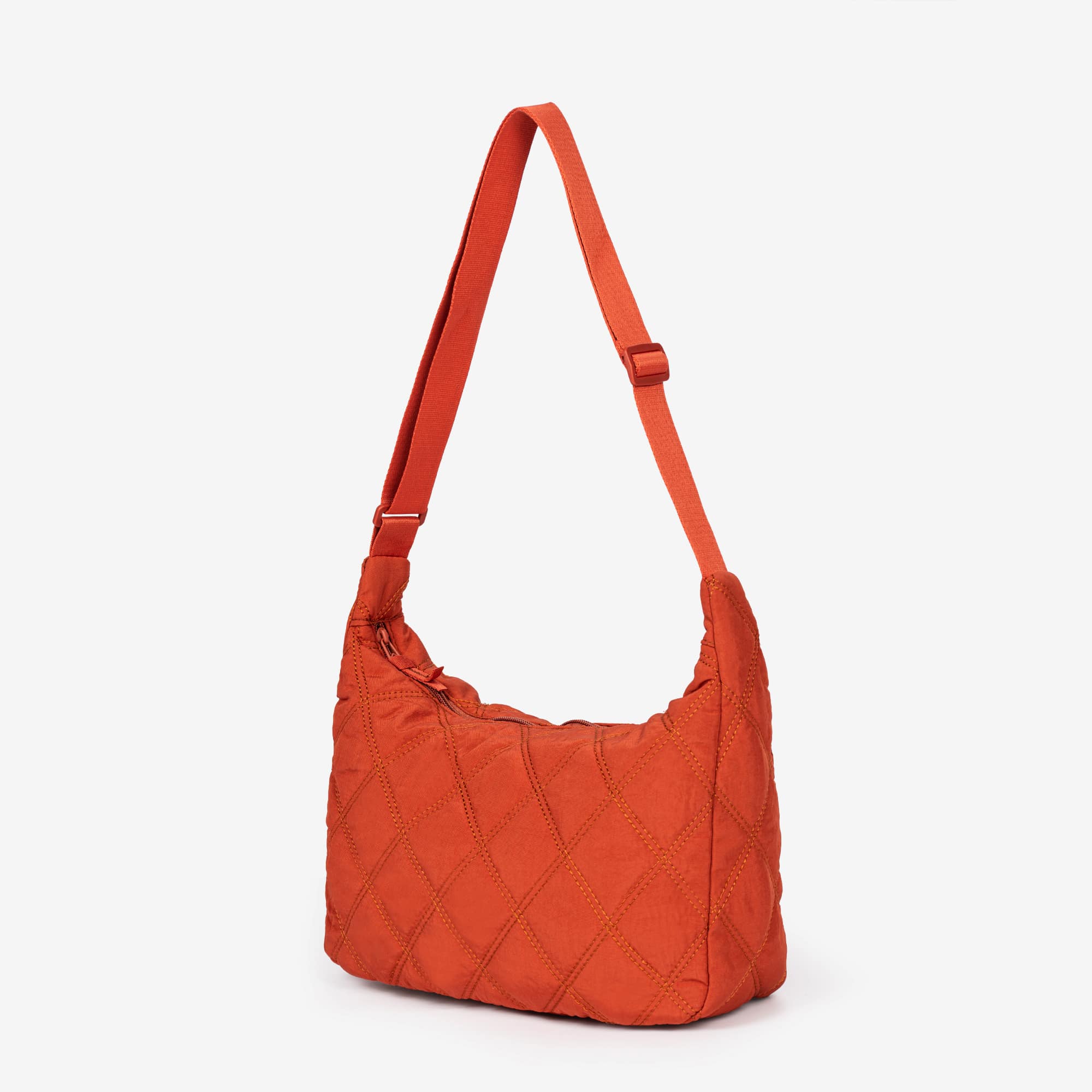 Zafira's Luxe Quilted Puffer Bag - Stylish and Spacious Shoulder Bag with Adjustable Strap for Ultimate Comfort