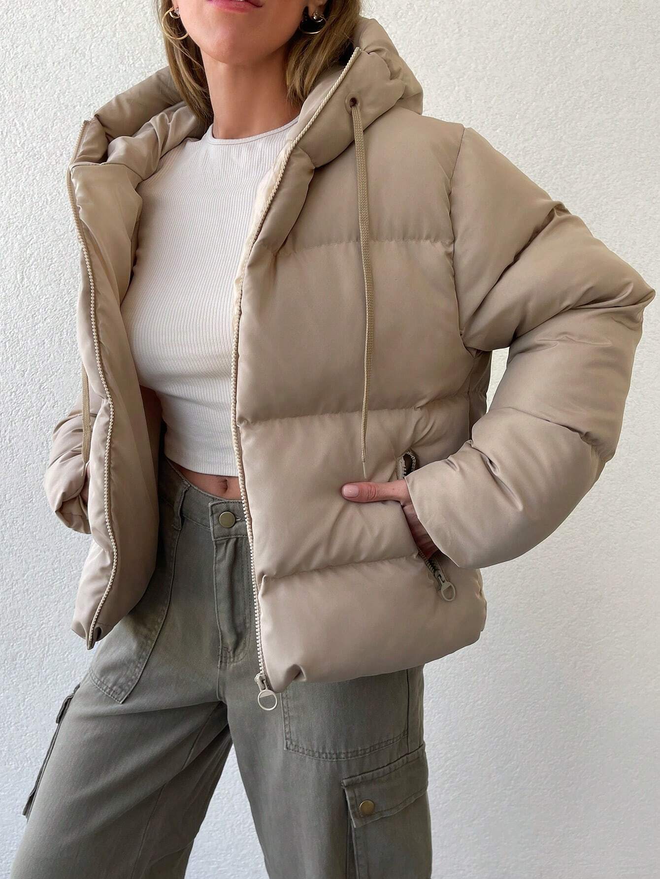 Emma Luxe Pufferjas met Kap en Rits voor Comfortabele Winterdagen
