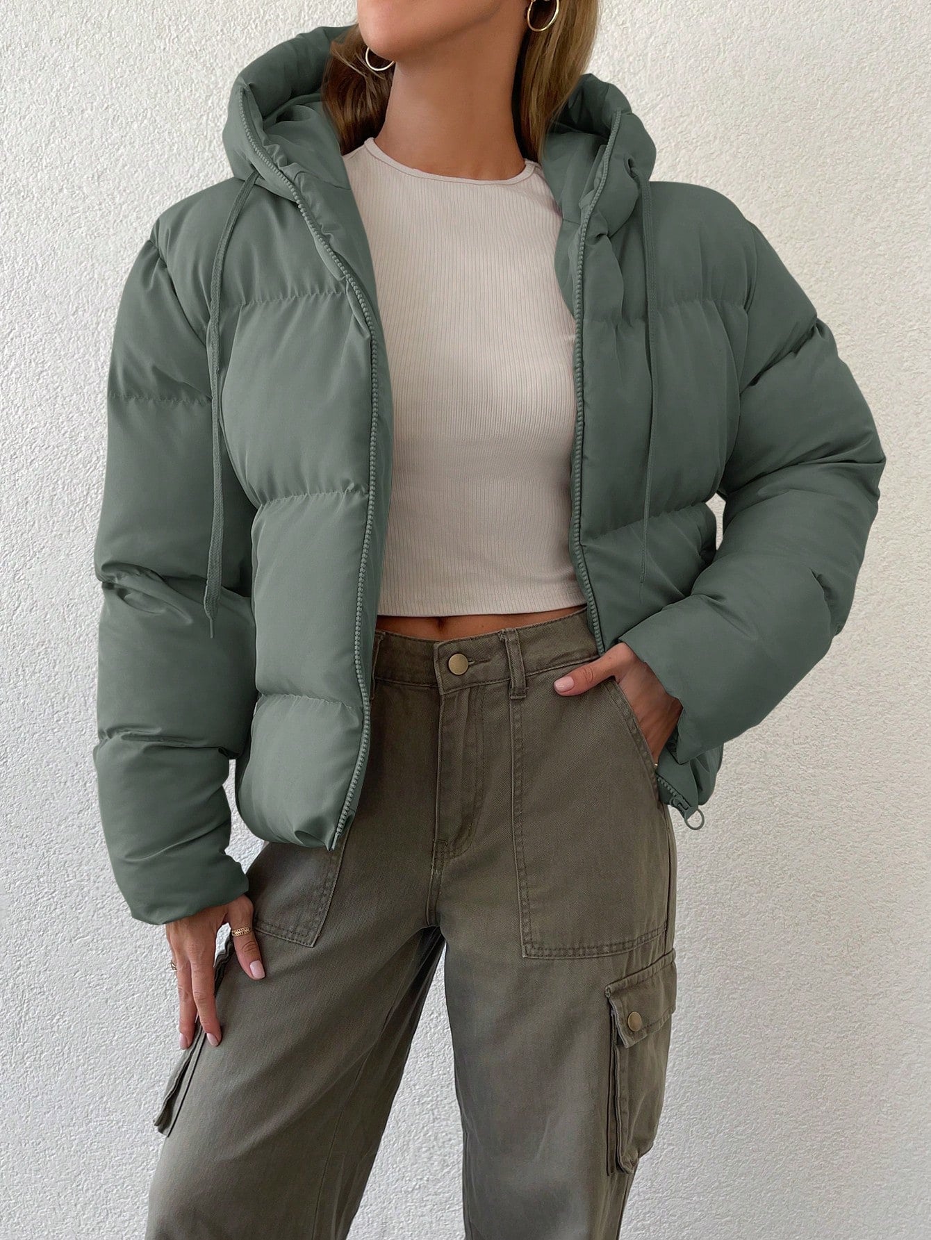 Emma Luxe Pufferjas met Kap en Rits voor Comfortabele Winterdagen