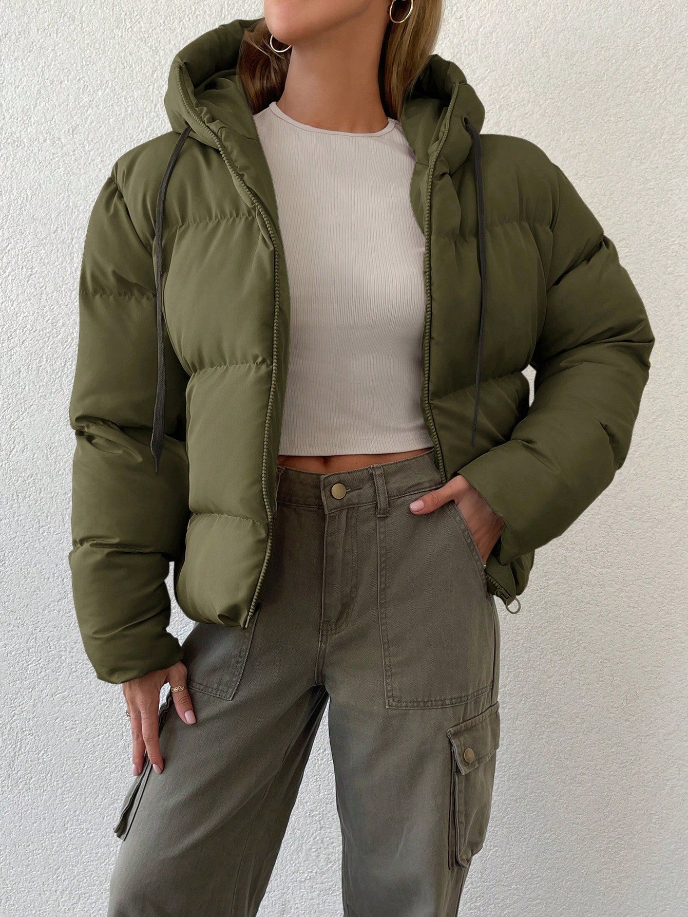 Emma Luxe Pufferjas met Kap en Rits voor Comfortabele Winterdagen
