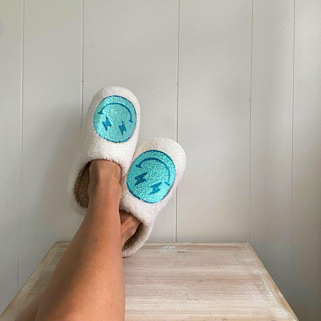 Jade Luxe Emoji Slippers - Comfortabele en Stijlvolle Loungewear voor Elke Dag